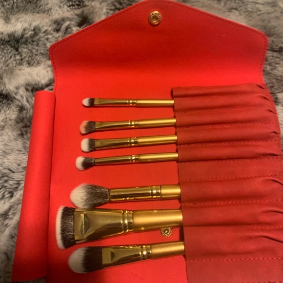 LUXIE GLITTER AND GOLD BRUSH SET - Picture 2 of 8